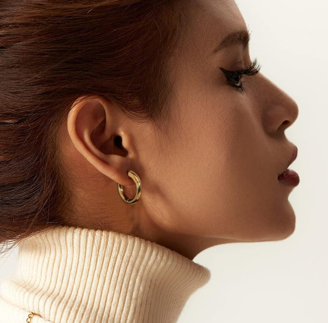 Layla hoops