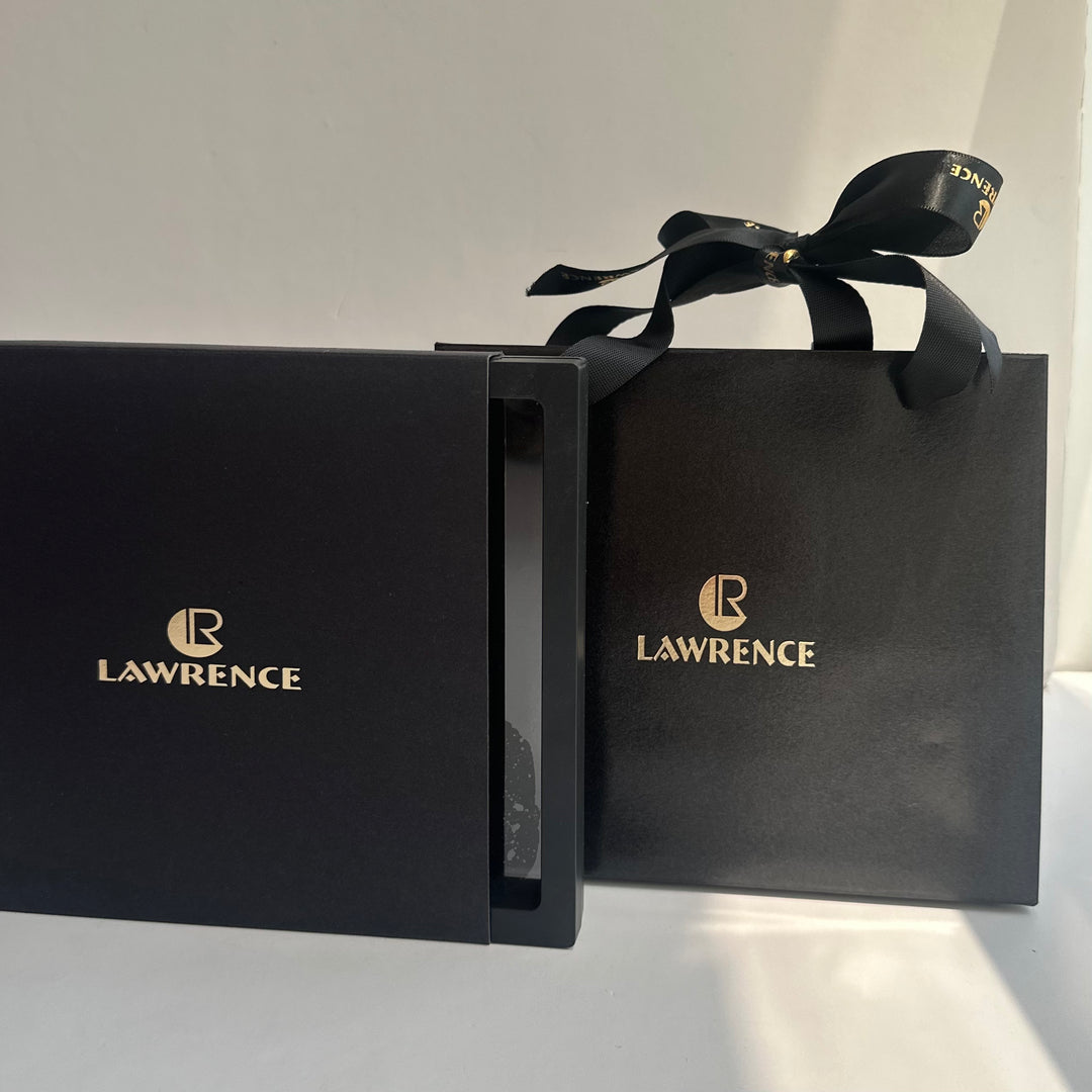 Gift (includes one bag with ribbon)