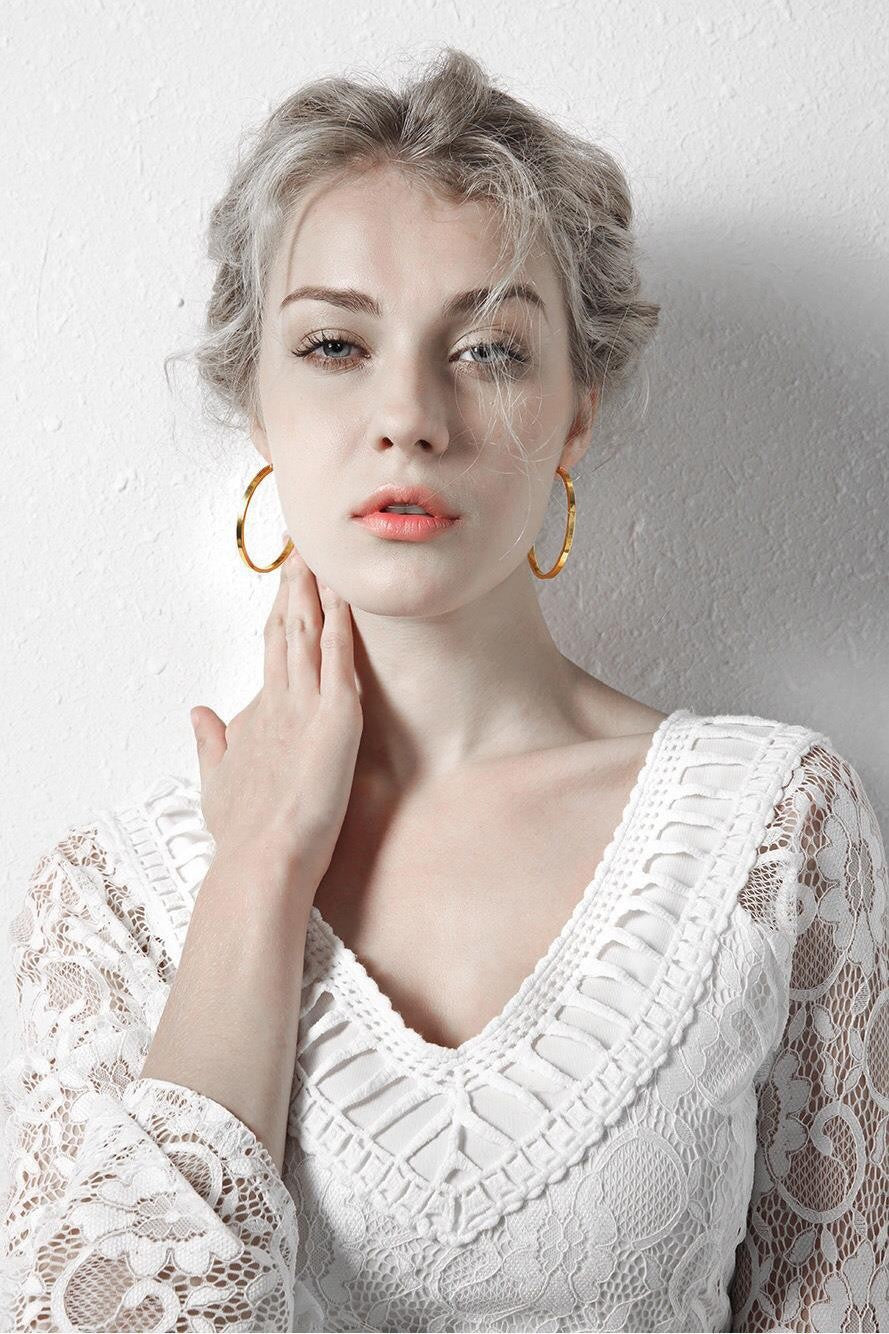 Y Hoops